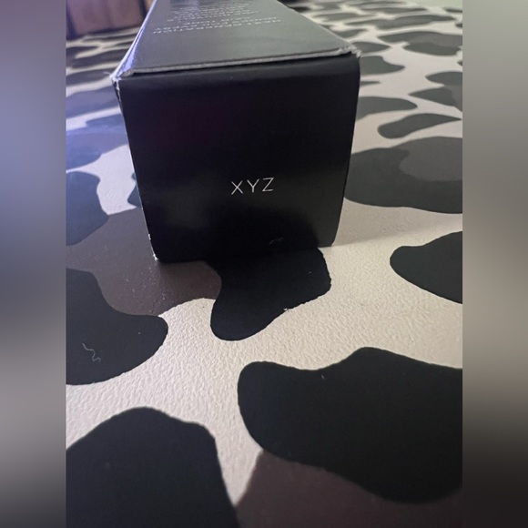 Bareminerals MATTE liquid lipcolor XYZ BRAND NEW IN THE BOX! - Picture 3 of 4